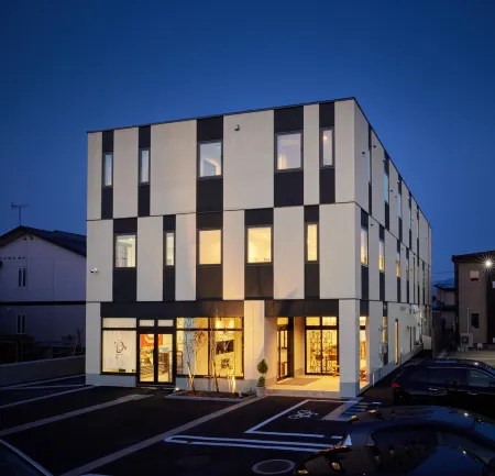 Hotel Slowvillage Yonezawa Отели рядом с достопримечательностью «Kasugasan Rinsenji Temple»