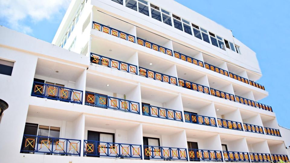 Portofino Caribe Hotel