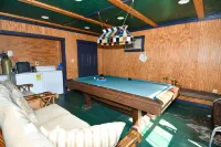 Whispering Hills - Couples Getaway