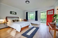 River's Edge Hotels in Highland