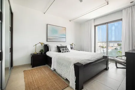 Marina Waterfront Haven by Sea N' Rent Отели в г. Герцлия