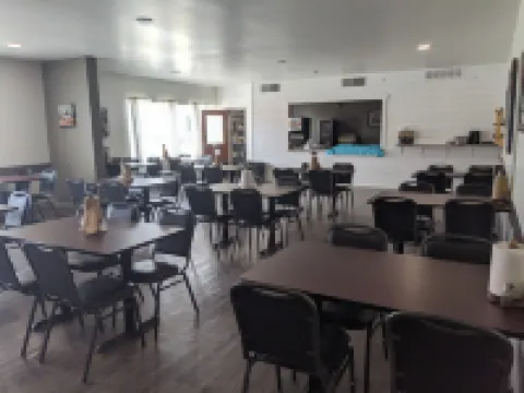Roadhouse 52 Inn & Suites Hotels in Steinbach