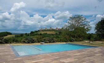 Il Borgo Apartment Pool, Wifi in Monteriggioni