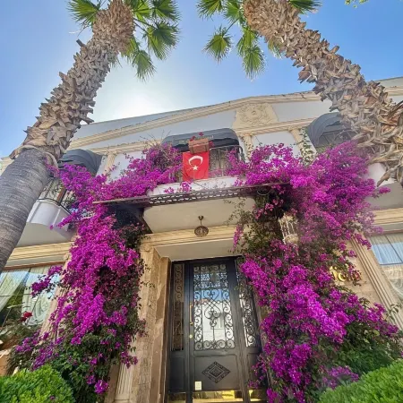 Saint John Hotel
