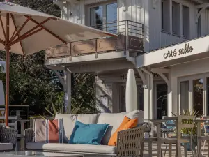 Hôtel Côté Sable