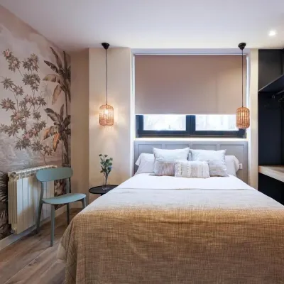 Home42 Hotels near Parque Norte