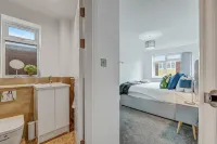St Martins House Luxury Apts. Ruislip