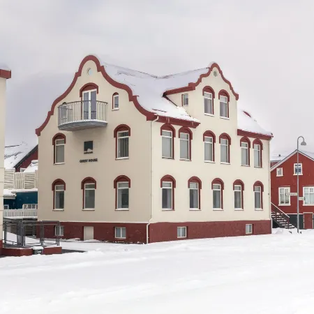 Hrimland Guesthouse