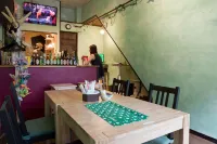 Backstage Party Hostel & Bar