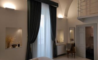 1940 Luxury Accommodations - 4 Diamante CAV