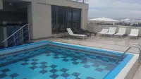Momona Hotel - Rooftop Pools