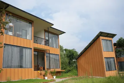 The Solace Bir Hotels in Mandi