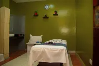Highlands Suites Hotel and Apartments - Spa