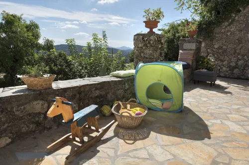 White Jasmine Cottage Hotels in Feakes