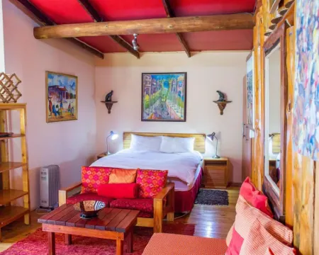 Veki's Village Cottages Hotels in Mbabane
