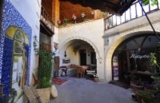 吉斯米特洞穴旅館