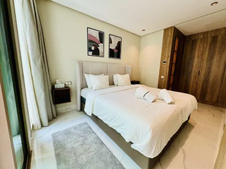 Stay'Inn - Anfa Flores Отели рядом с достопримечательностью «Mohammed V Square»