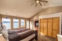 Redbud Retreat Amenity-Filled Waterfront Home!