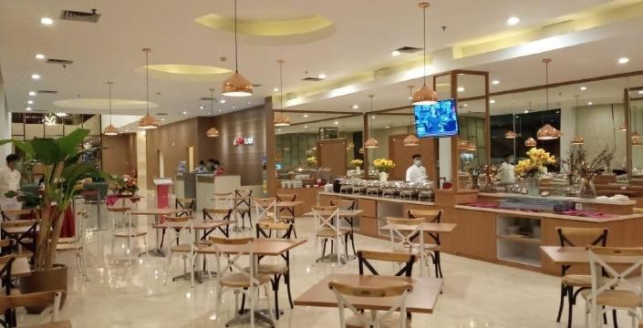 4. 프리마호텔 발릭..