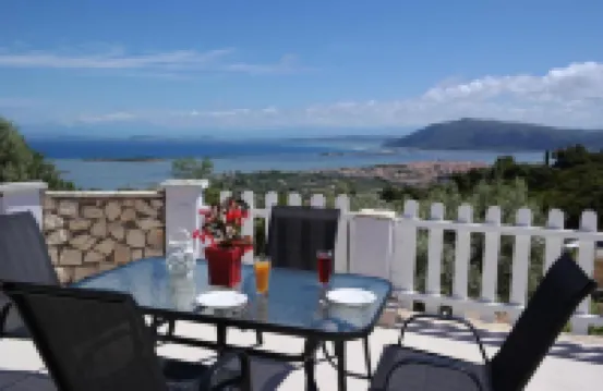 Eris Villa - Amazing View in Lefkada