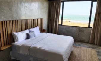 The Palm Bay Club Hotel Lodge
