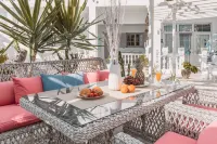 Dibellee Mykonos Studios