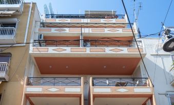 Luxury Penthouse with Private Rooftop - Acropolis View