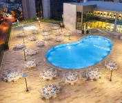 Radisson Blu Hotel, Istanbul Sisli - สระว่ายน้ำบนดาดฟ้า