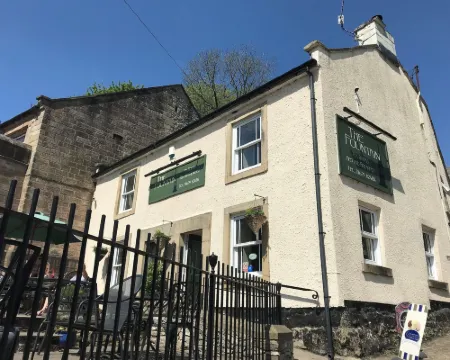 The Fountain Tea Rooms B&B Hotels in Matlock