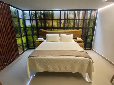 Maidy Luxury