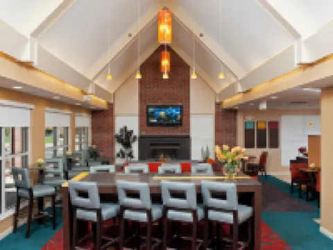 Residence Inn Lansing West Hoteles en Waverly