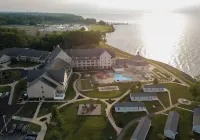 The Lodge at Geneva Hotels near Pucker Up Candy Shoppe