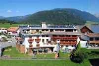 Moar's Hotel Hotels in Mitterolang