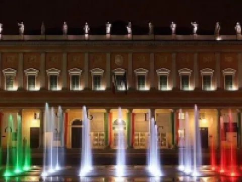 波斯塔酒店 瑞吉歐.艾米里亞酒店