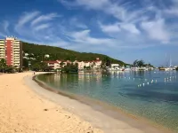 Fisherman's Point Resort - Beach