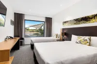 Quality Hotel Rules Club Wagga Hotels in Glenfield Park