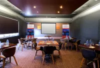 Coachmans Inn Warwick Hotels in Warwick