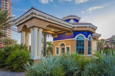 Portofino Island Resort Отели рядом с достопримечательностью «Pensacola Beach Gulf Pier»