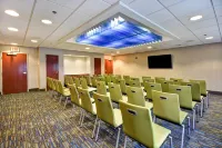 Holiday Inn Express Newport North - Middletown Hotels in Міддлтаун