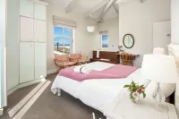 138 Marine Beachfront Guesthouse