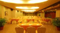 Sai Palace Hotel - Kitchens