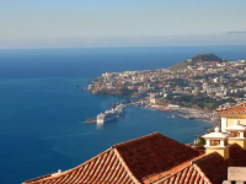 Scenic Apartment - Palheiro Village Hoteles en São Gonçalo