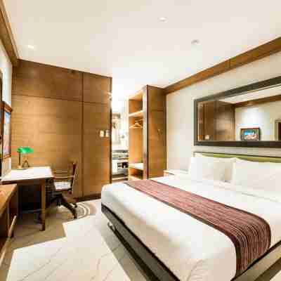 Gwandalan House Rooms