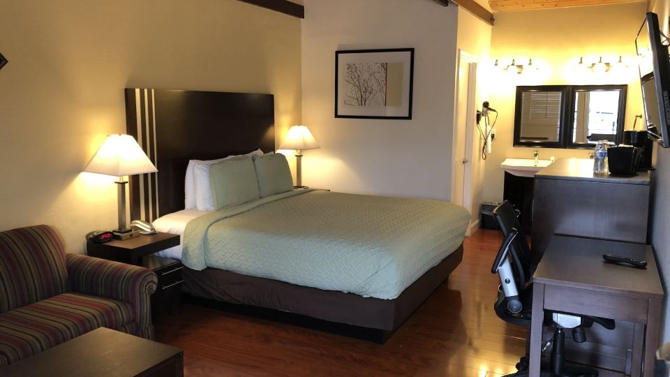 Lombard Plaza Motel