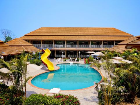 Baan Dara Resort