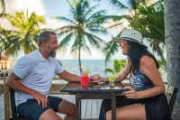 SunBreeze Hotel - bars