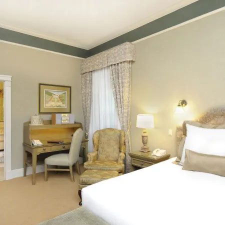 Old Mill Toronto Hotel