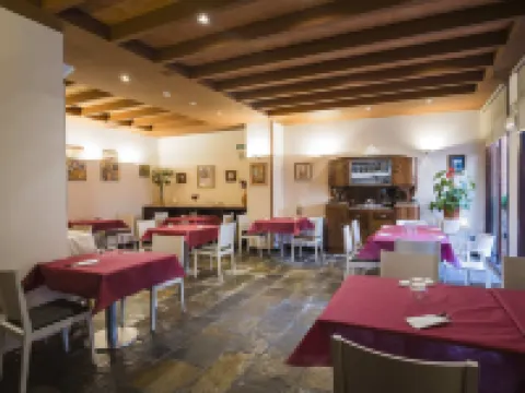 アルダ カスティージョ デ オリーテ オリテのホテル