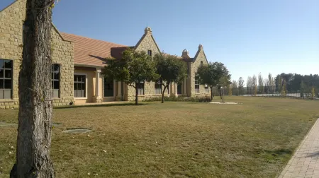 Peermont Metcourt at Frontier, Bethlehem Отели в г. Бетлехем