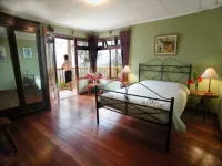 Guayabo Lodge - balcony
